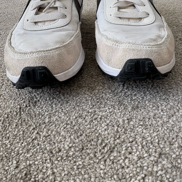 Nike Women’s Waffle Debut - Brown - size 7 - Picture 7 of 9